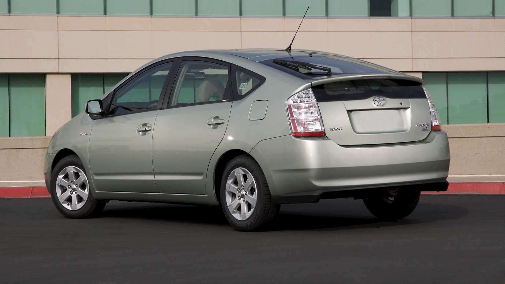 2007-2009 Toyota Prius Parked