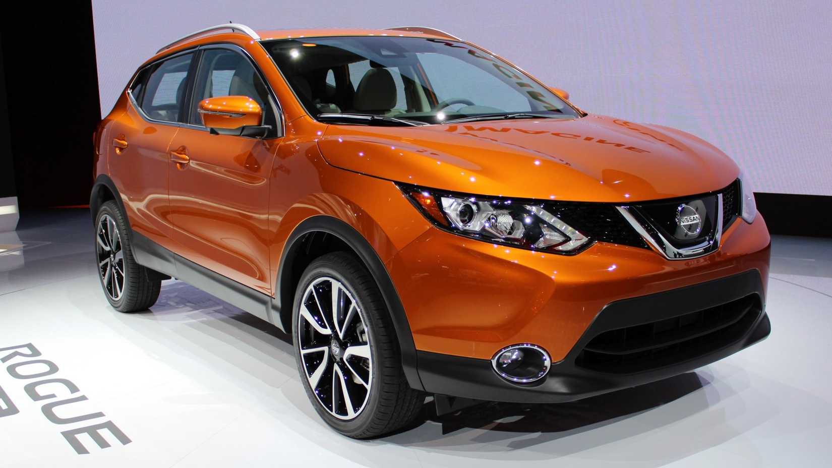 Elegant Nissan Rogue Sport Orange Pictures