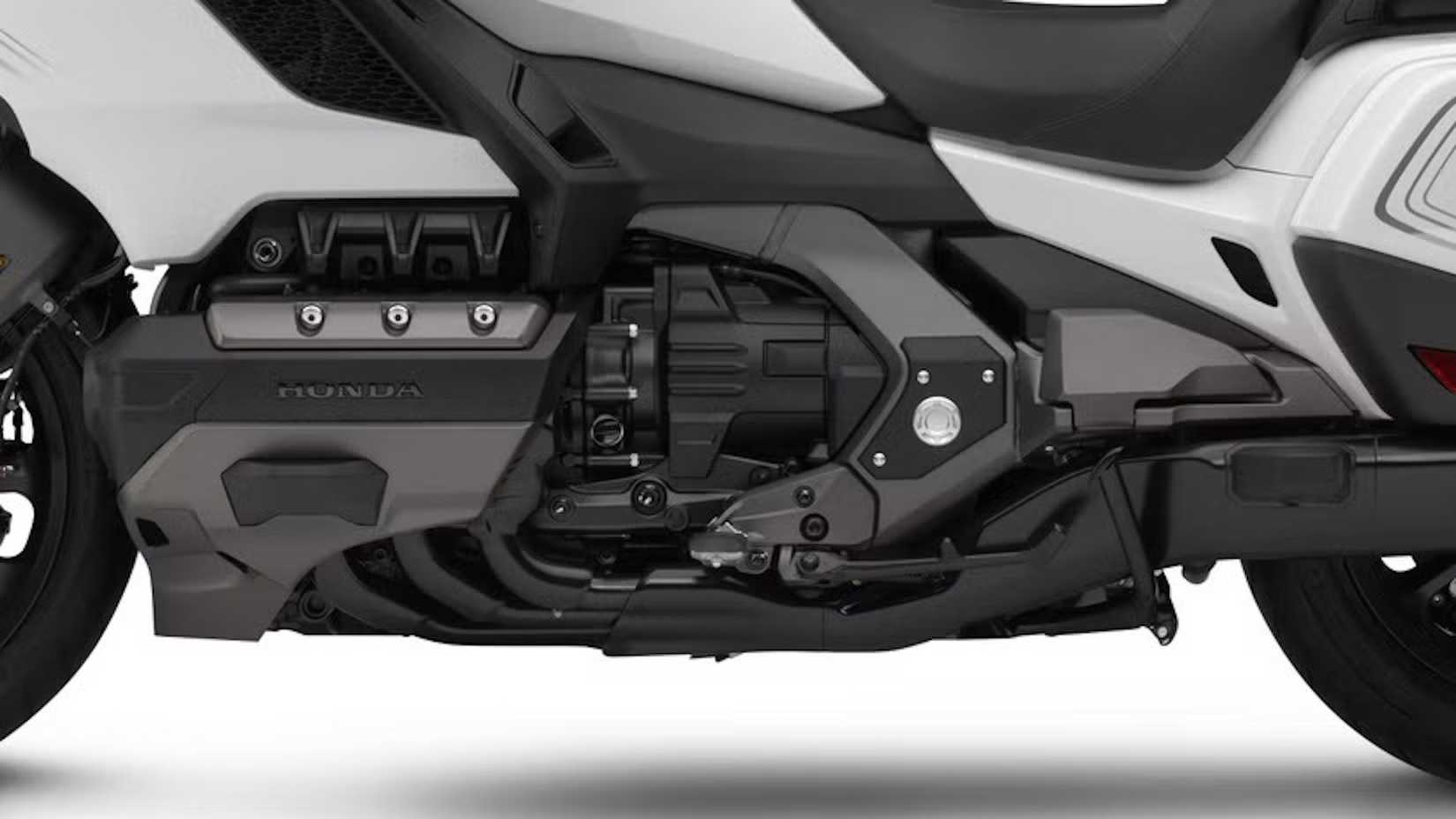 Close do motor Honda Gold Wing de seis cilindros