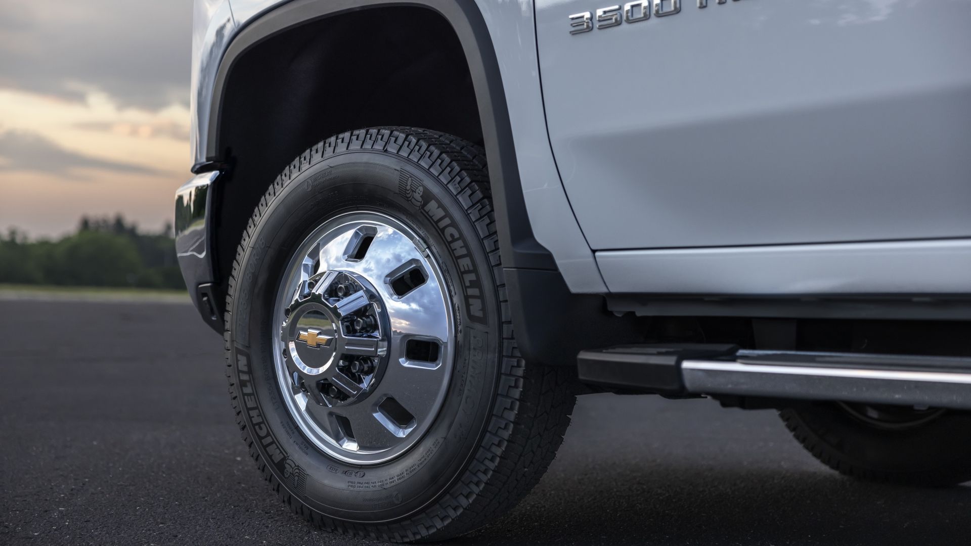 Close up of the chrome wheels on a 2024 Chevrolet Silverado HD 3500
