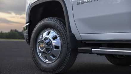 Close up of the chrome wheels on a 2024 Chevrolet Silverado HD 3500