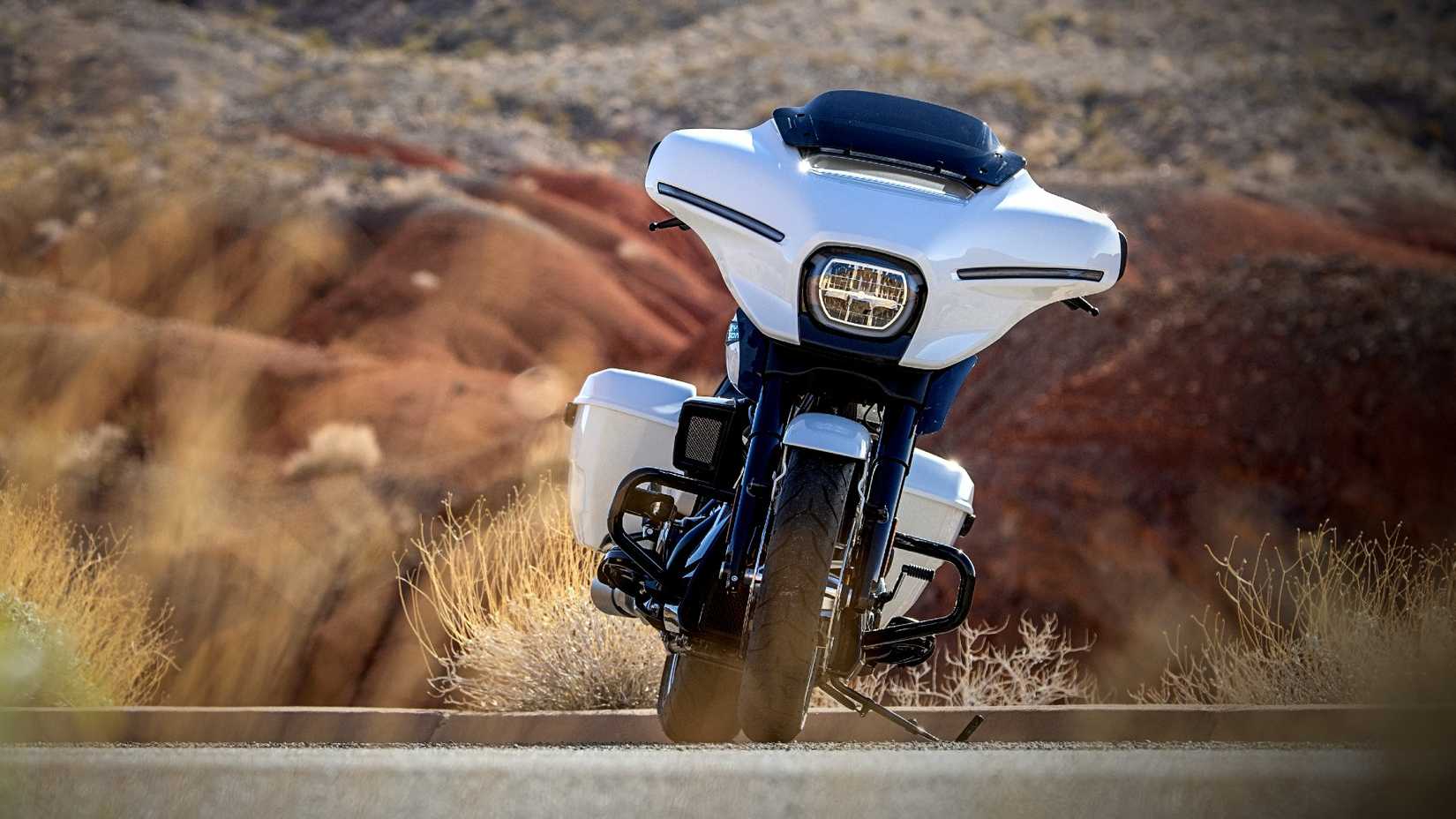 2024 Harley-Davidson Street Glide Front View