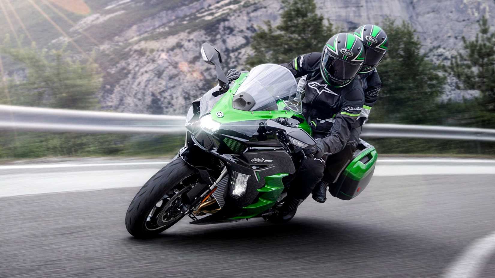 2024 Kawasaki Ninja H2 SX Inclinação