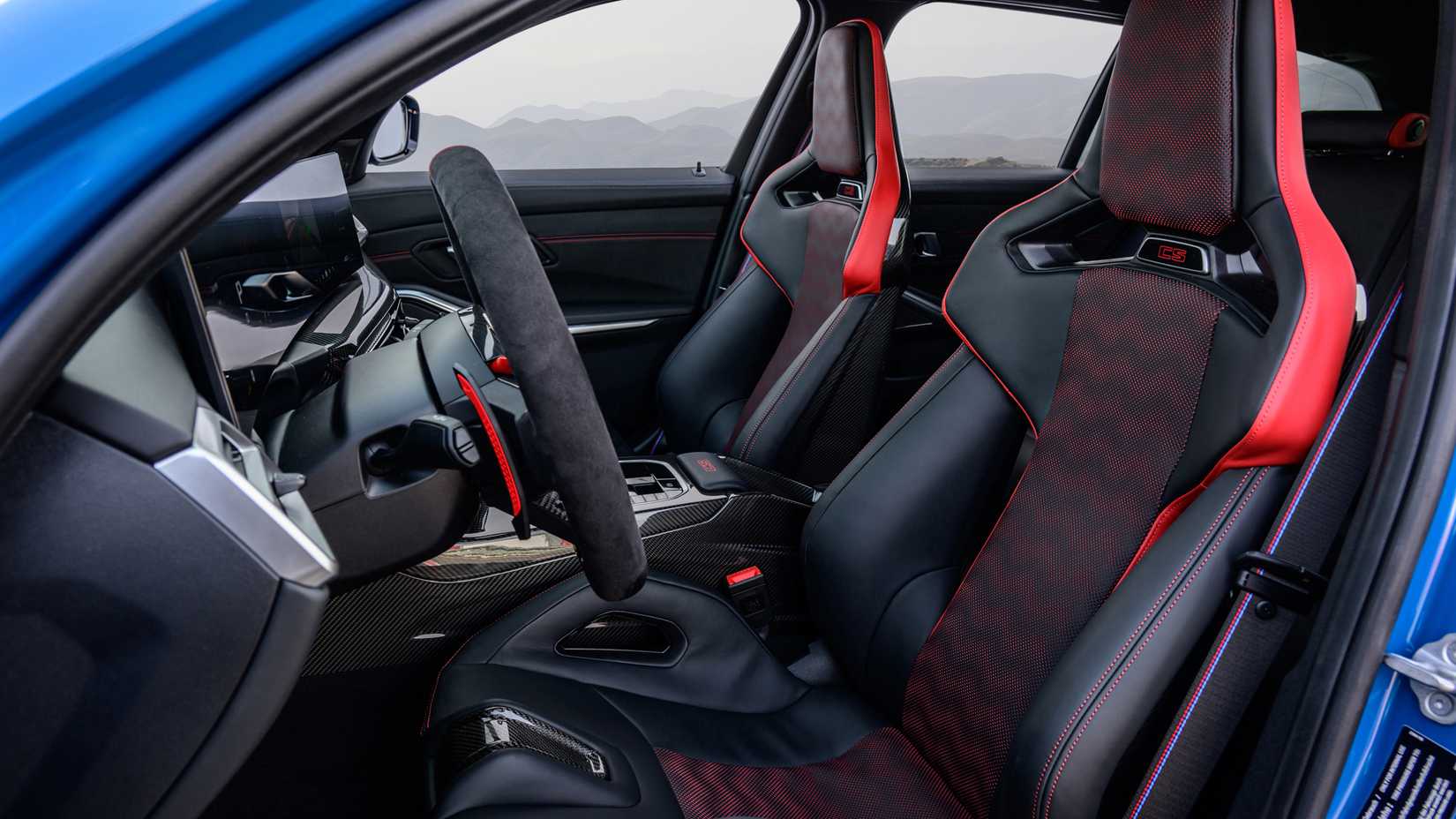 2025 BMW M3 CS Touring Interior (3)