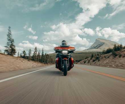 2025 Harley-Davidson Street Glide Ultra Ação (1)