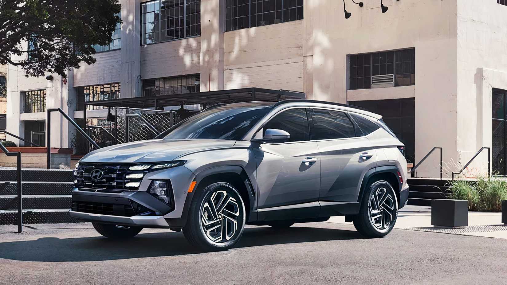 2026 Hyundai Tucson Plug-in Hybrid front 3/4