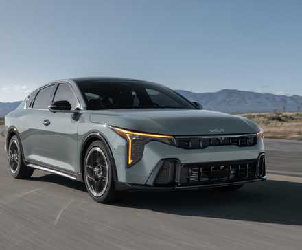 2025 Kia K4 GT