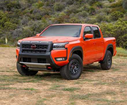 Foto externa 3/4 frontal do Nissan Frontier 2025