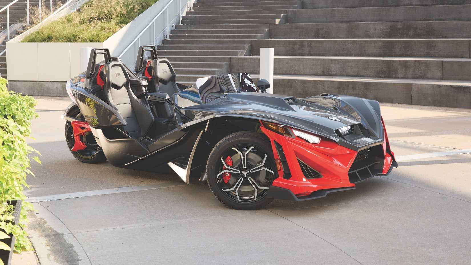 2025 Polaris Slingshot Frente Três Quartos