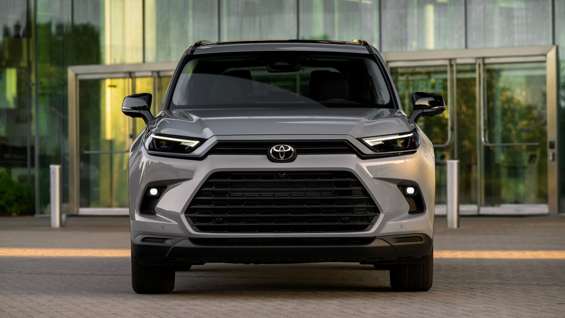 Forget the Highlander — The Grand Highlander Is Toyota’s Real Star
