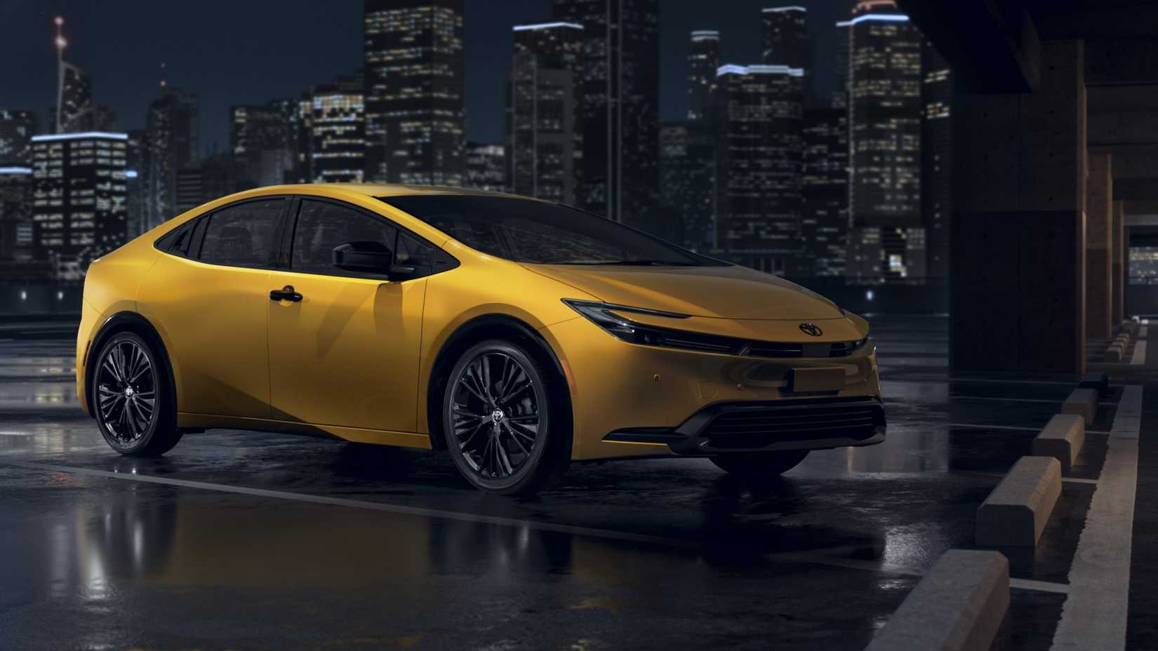 Top 10 Fuel-Efficient Japanese Hybrids Built For Daily Commuting