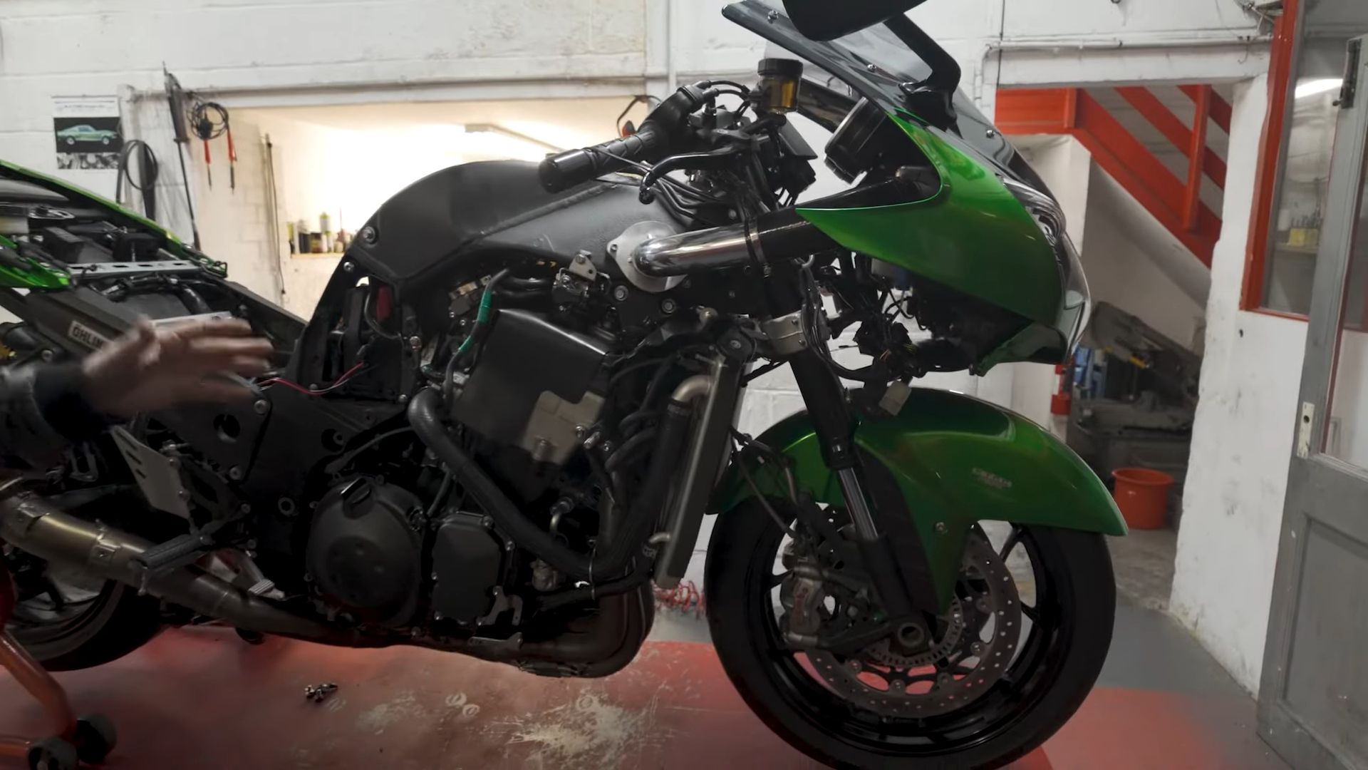This 400-HP Kawasaki ZX-14R Is So Mighty, It Makes A