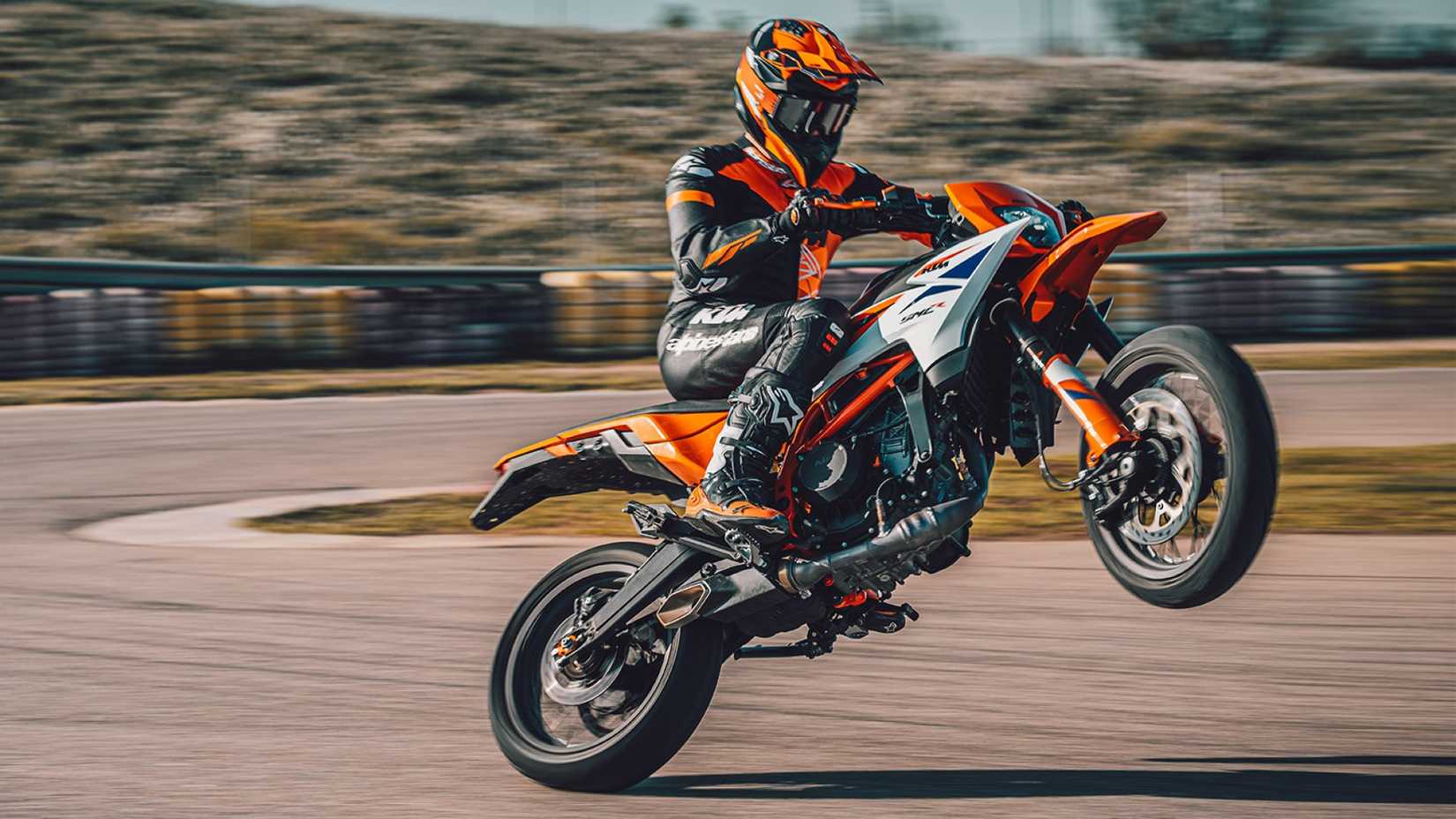 2025 KTM 390 SMC R on the racetrack going hard