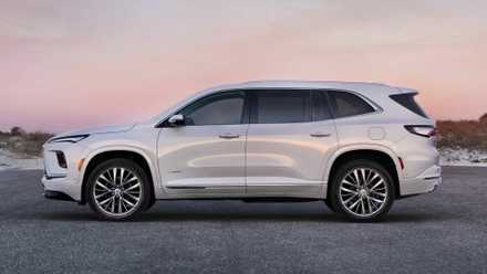 Side shot of a 2025 Buick Enclave Avenir parked