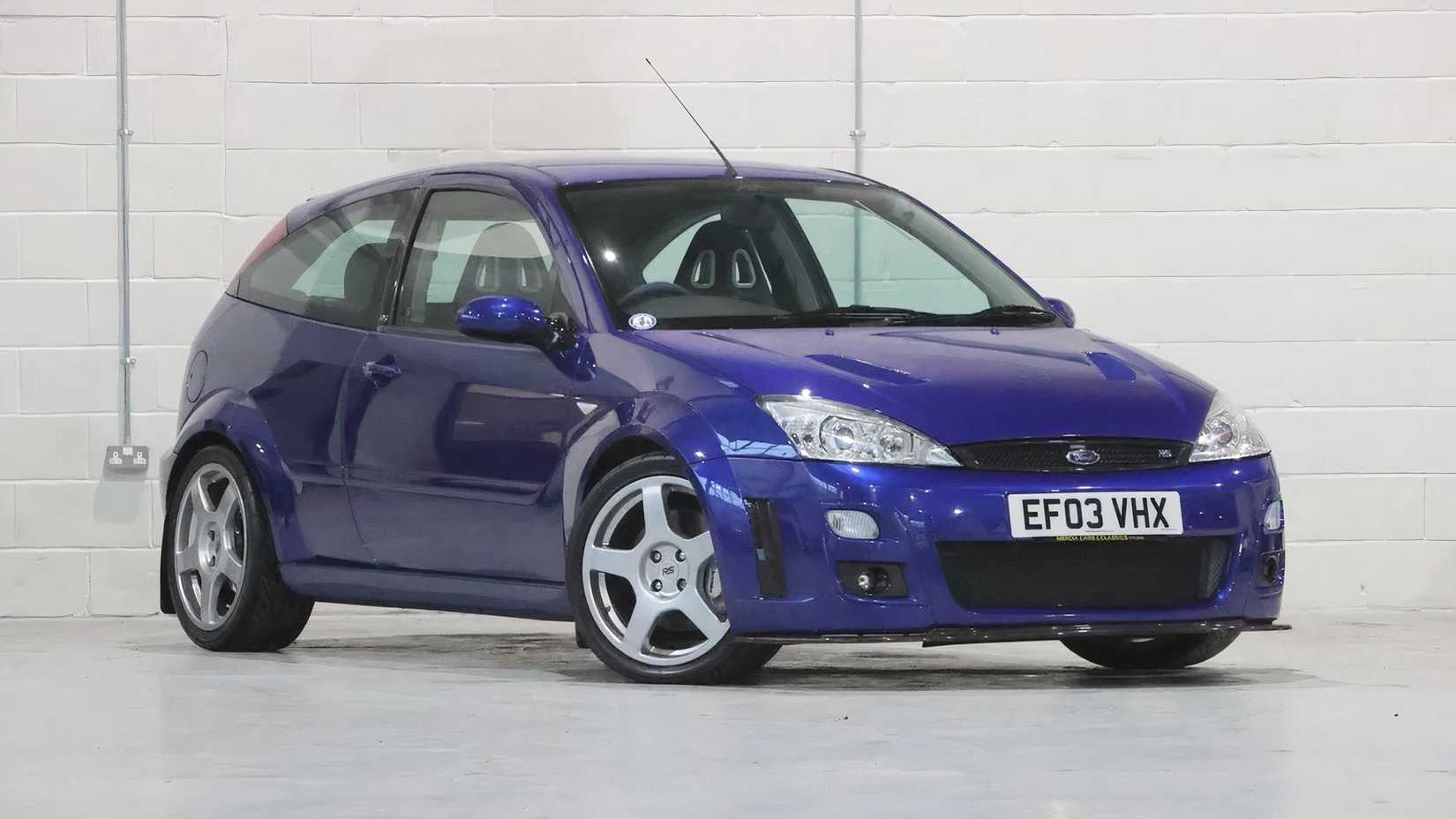 2003 Ford Focus RS, front 3/4