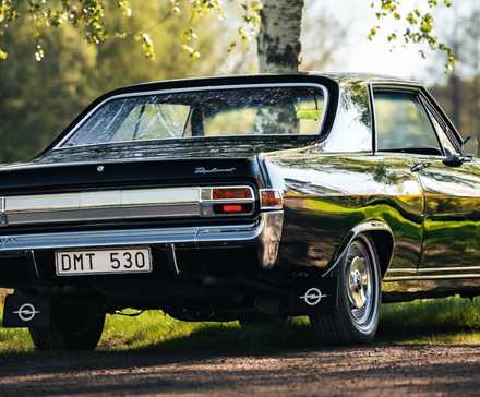 Preto 1966 Opel Diplomat Coupé (6)