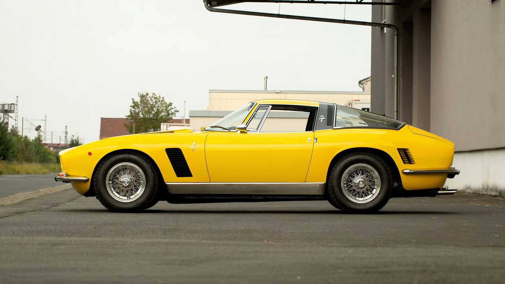 1969 Iso Grifo Series I side left exterior shot