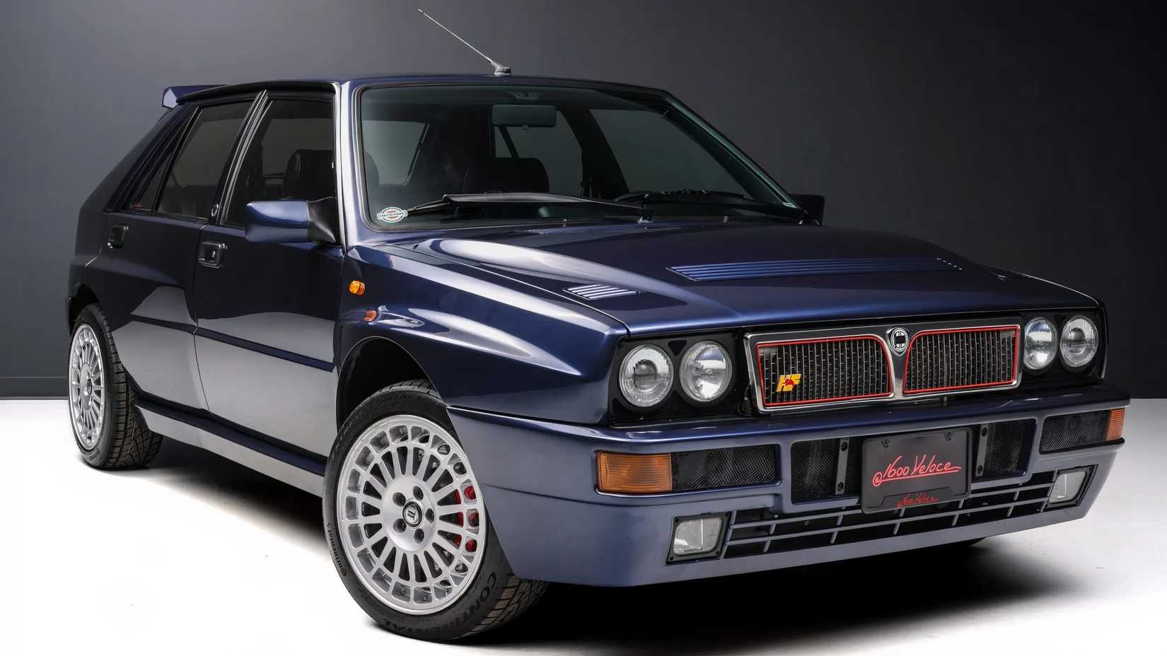1991 Lancia Delta HF Integrale Evoluzione front 3/4 studio shot