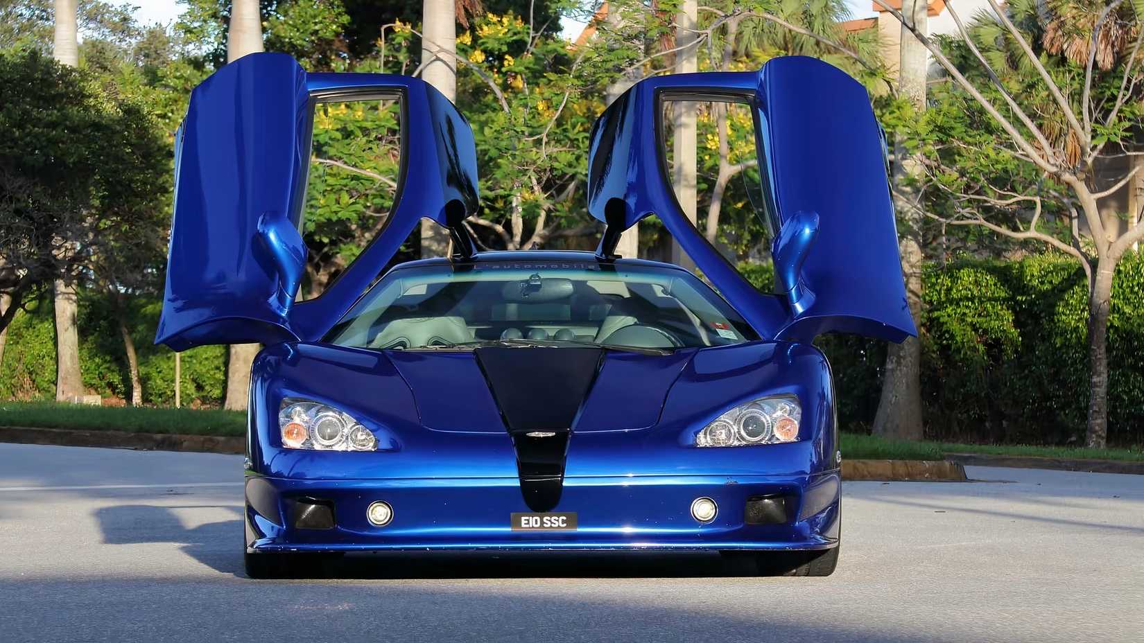 Front shot of a 2007 SSC Ultimate Aero TT with the doors open