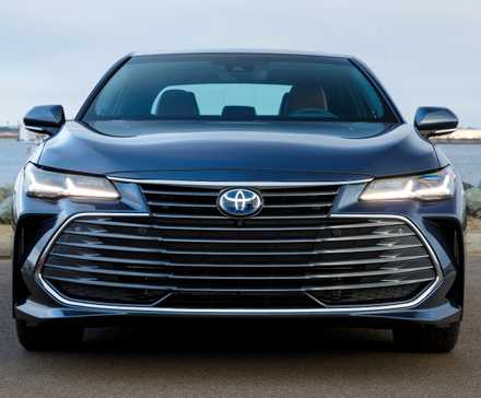 2020 Toyota Avalon Hybrid Limited Fáscia dianteira externa