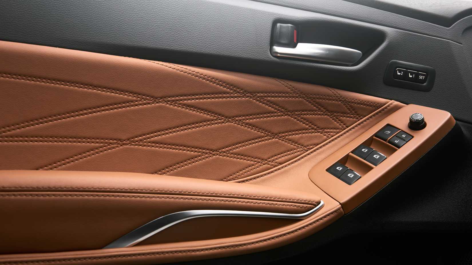 2020 Toyota Avalon Hybrid Limited Interior Door Cards