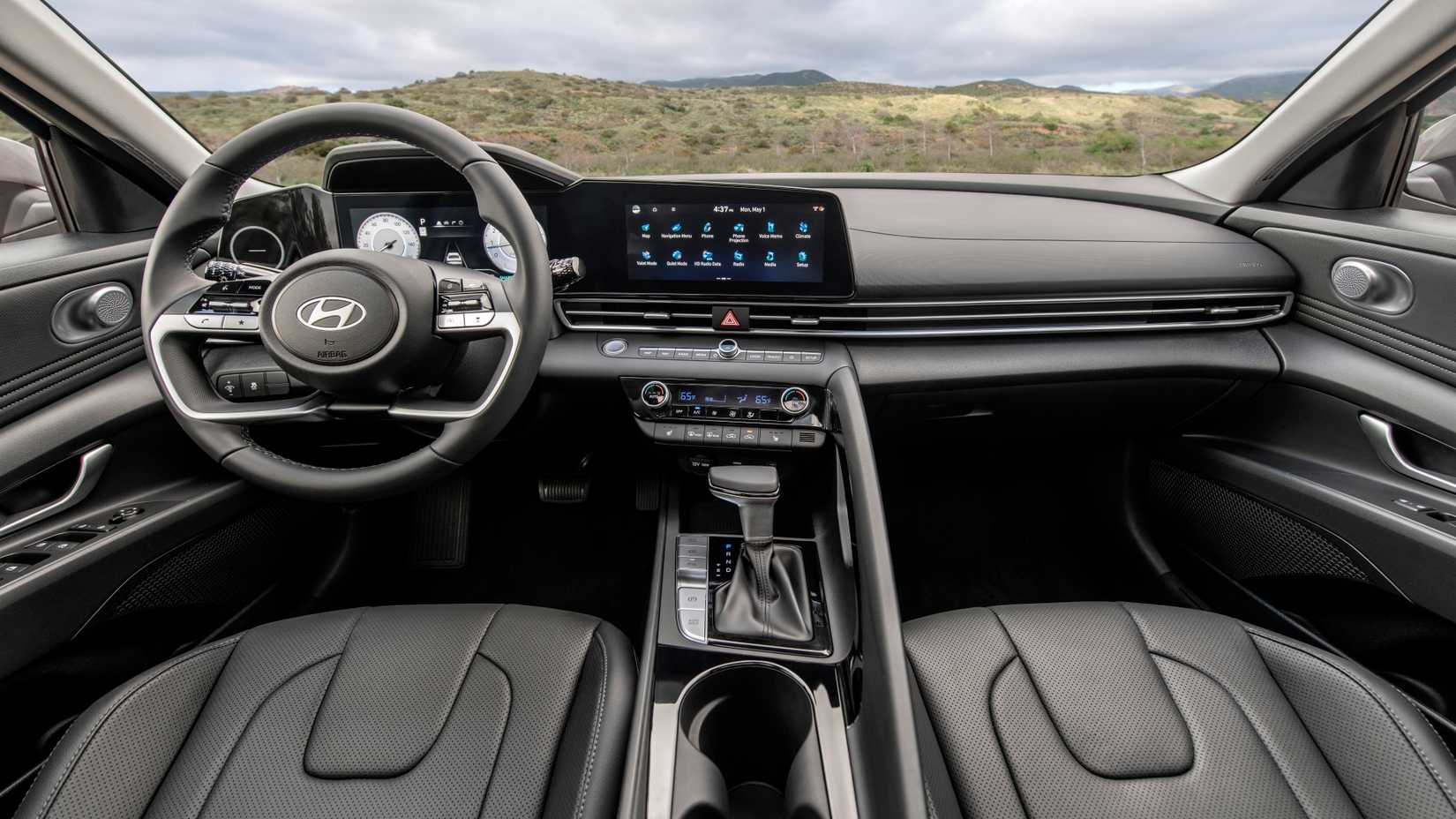 Elantra Hybrid interior