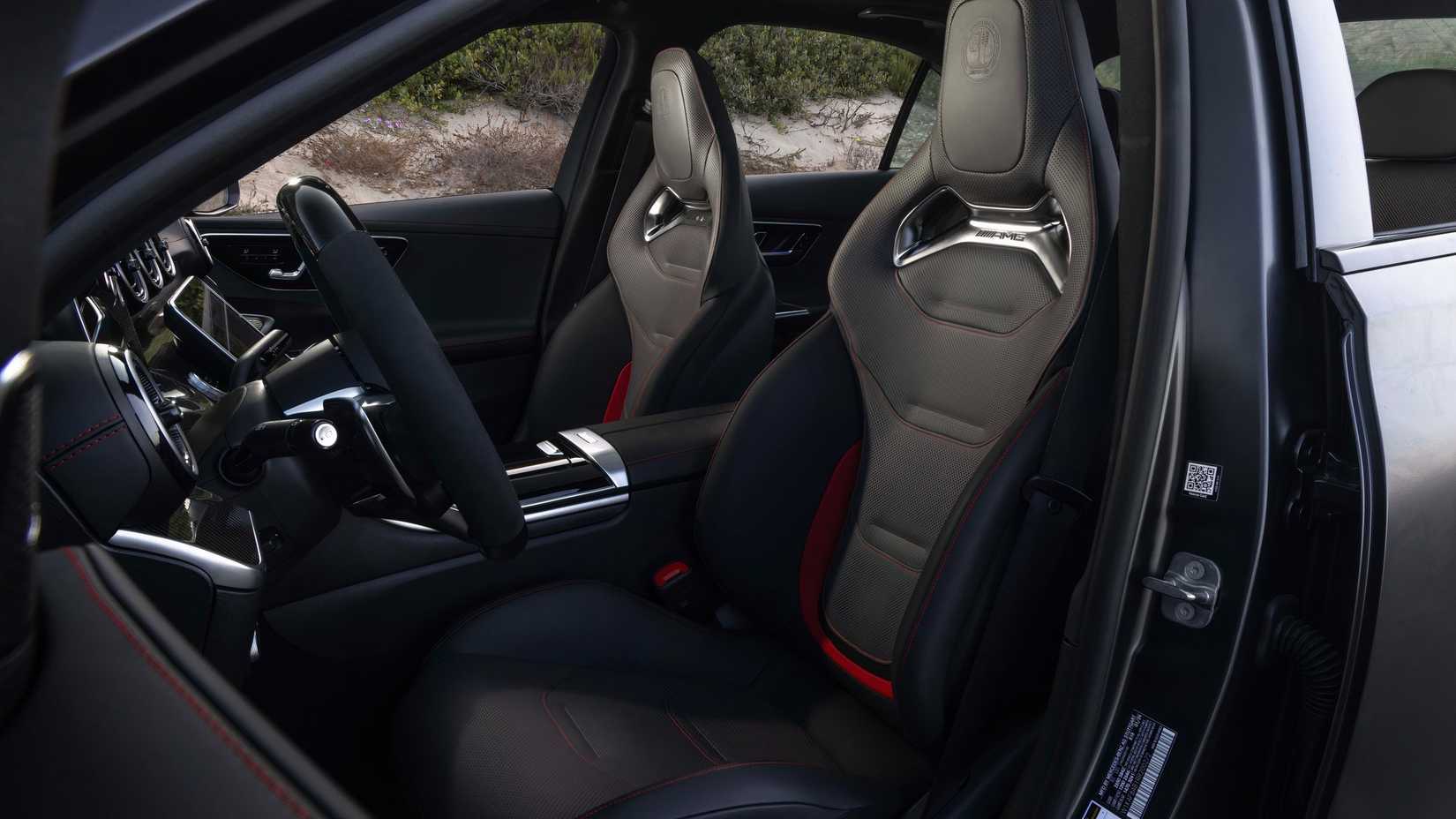 2025 Mercedes-AMG C63S E Performance drivers seat