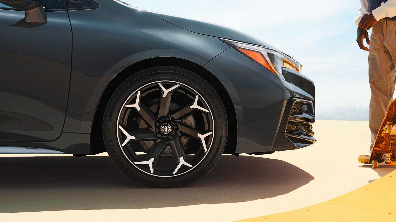 A gray 2025 Toyota Corolla Hybrid front right panel. 