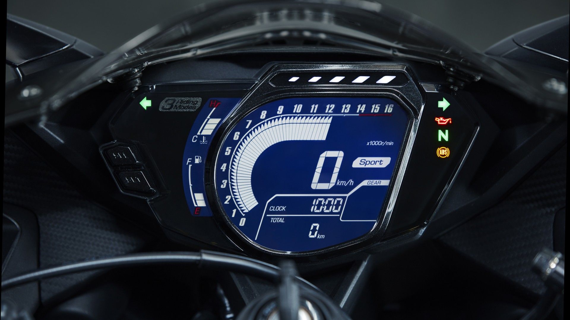 10 Reasons We'd Pick The Honda CBR250RR Over The CBR300R