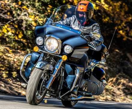 2025 Kawasaki Vulcan 1700 Voyager vista frontal do painel frontal