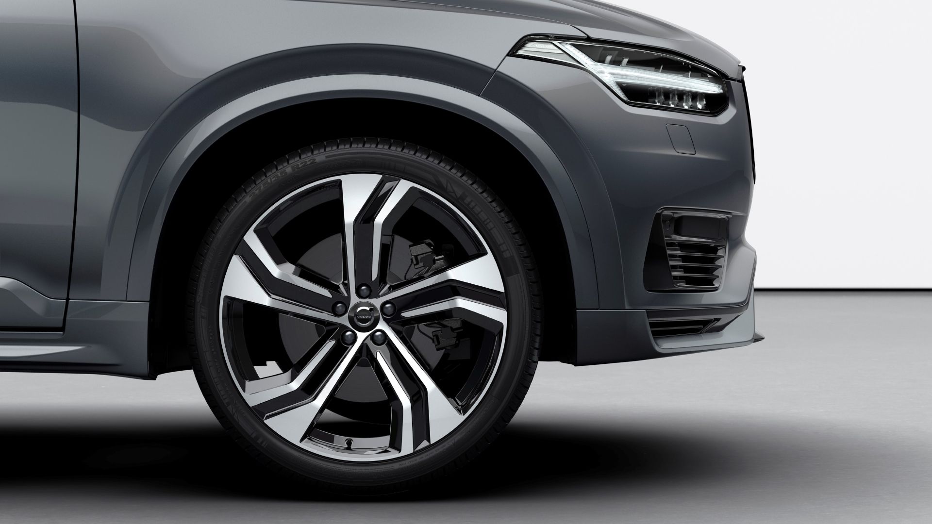 볼보 XC90: 20만 마일을 달리는 럭셔리 SUV