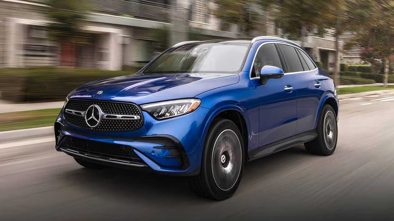2025 Mercedes-Benz GLC-Class GLC 350e 4MATIC in blue driving on city road