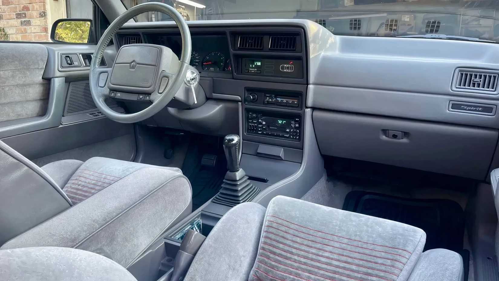 1991 Dodge Spirit R/T, interior
