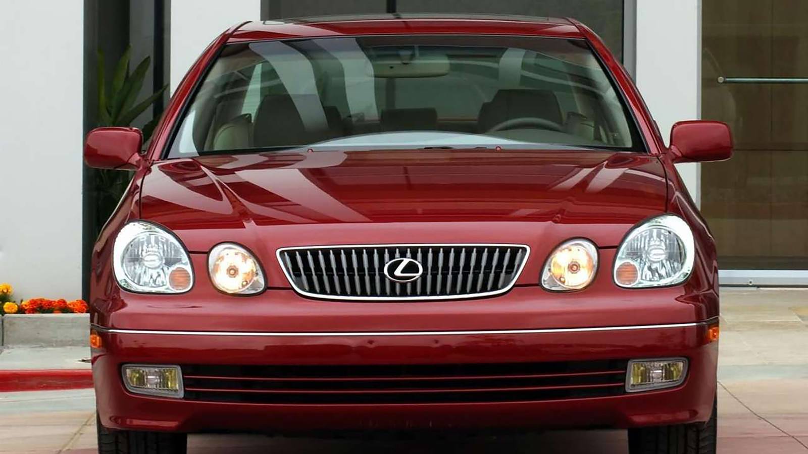 This V-8 Powered Japanese Sedan Could Keep Up With A Ferrari In The 90s, image size:1600x900