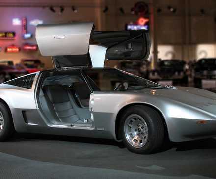 Side view of 1976 Chevrolet Aerovette concept car