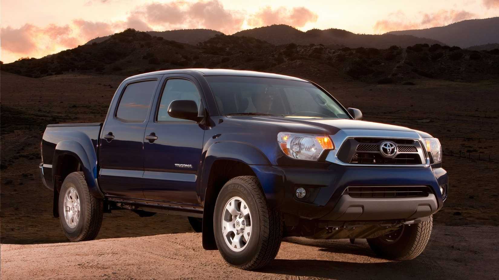 Front 3/4 shot of a 2015 Toyota Tacoma