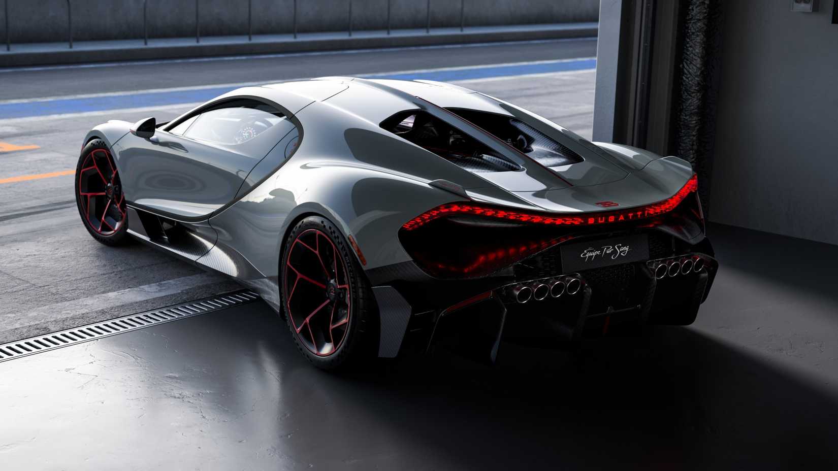 Bugatti Tourbillon com Pacote Equipe Pur Sang Ângulo Traseiro