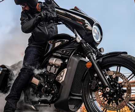 2025 Moto Morini Calibro Bagger burnout