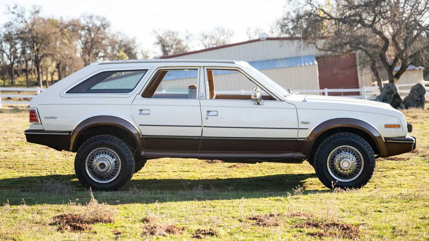 White 1986 AMC Eagle Wagon (3)