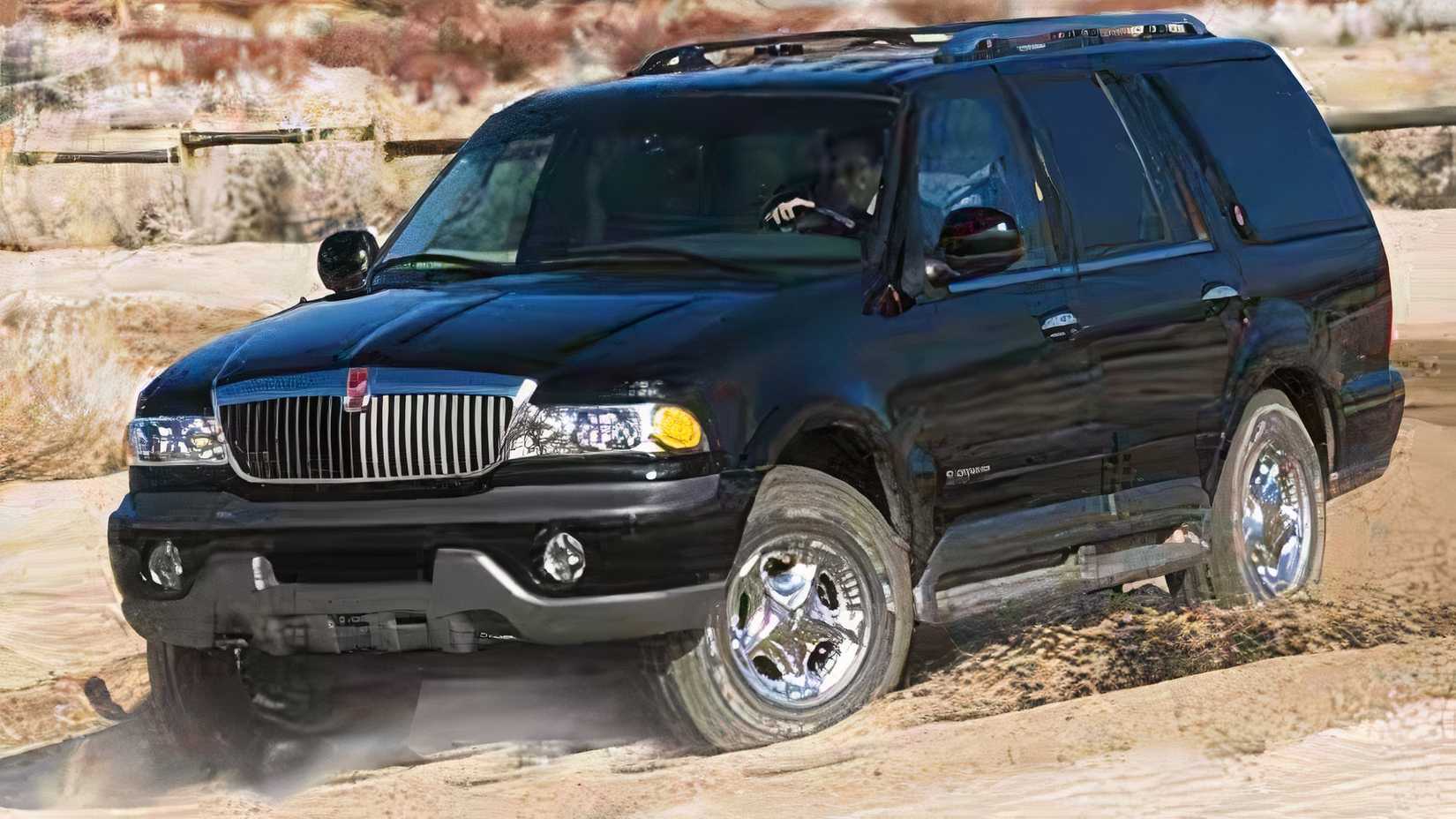 1999 Lincoln Navigator front action shot