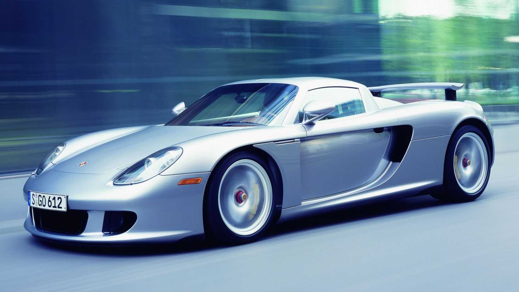 Silver 2004 Carrera GT 