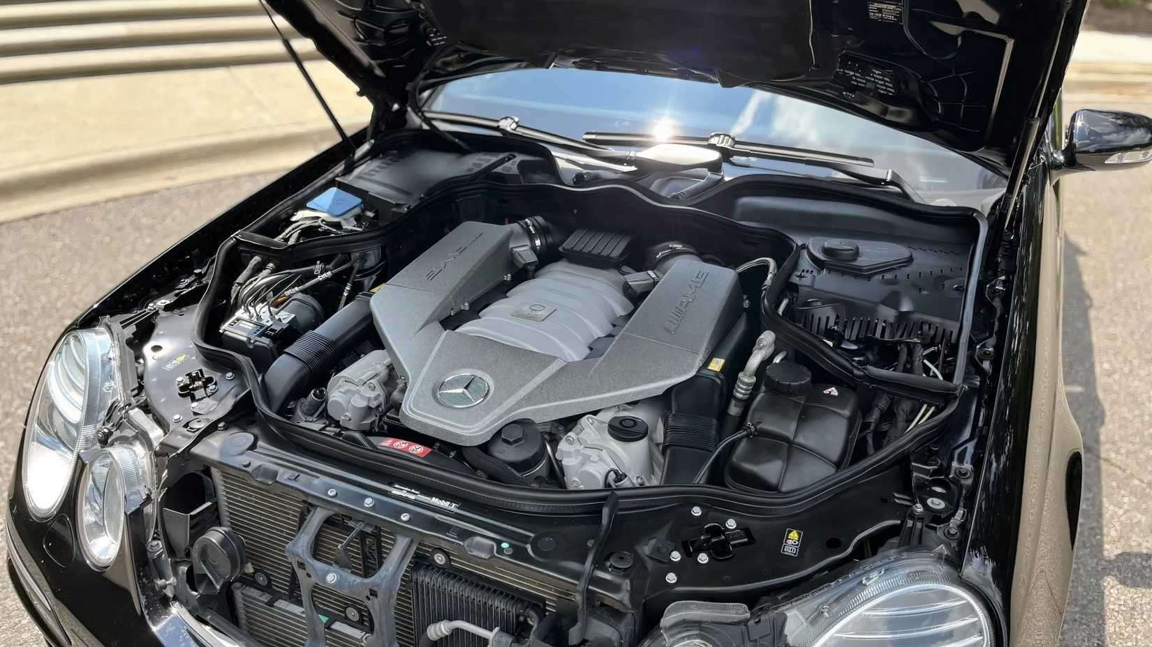 Motor Mercedes AMG E63 2009