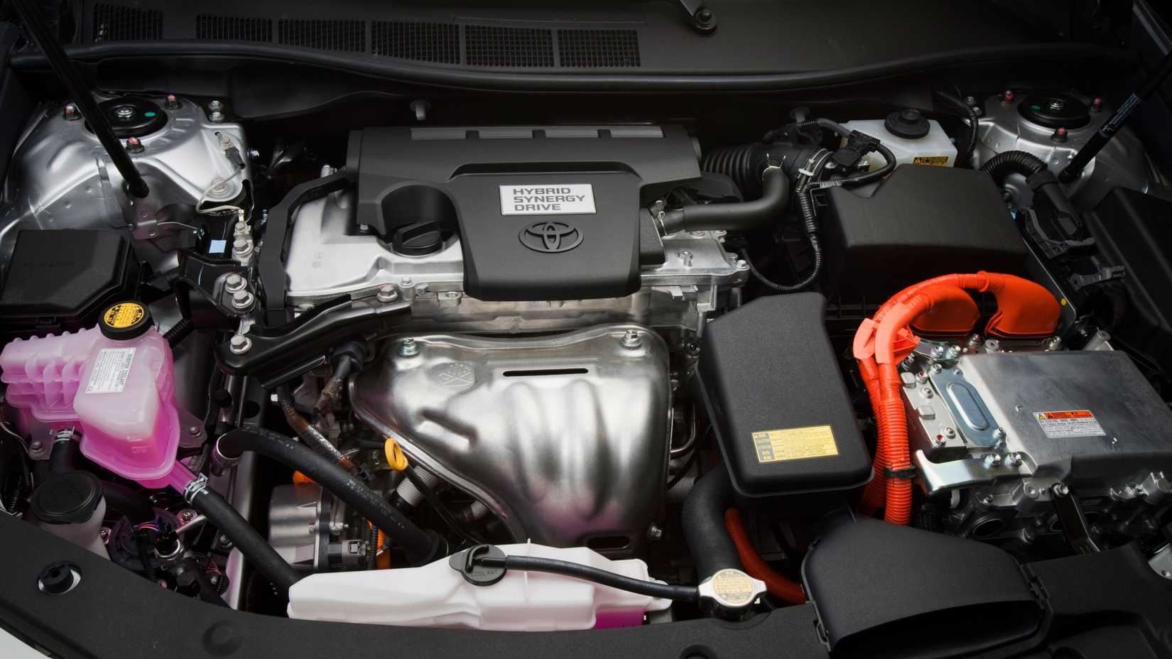 2012 -- 2014 Toyota Camry Hybrid Engine