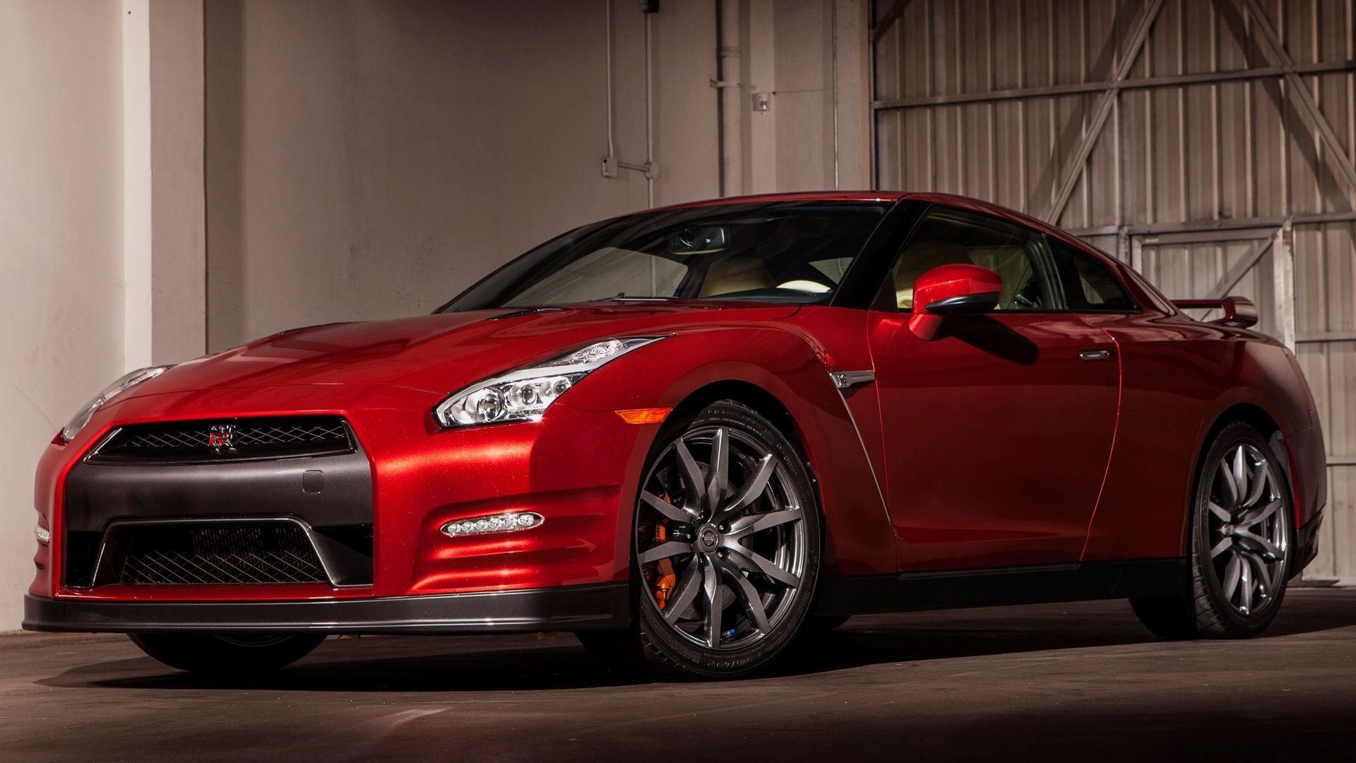 Red 2015 Nissan GT-R