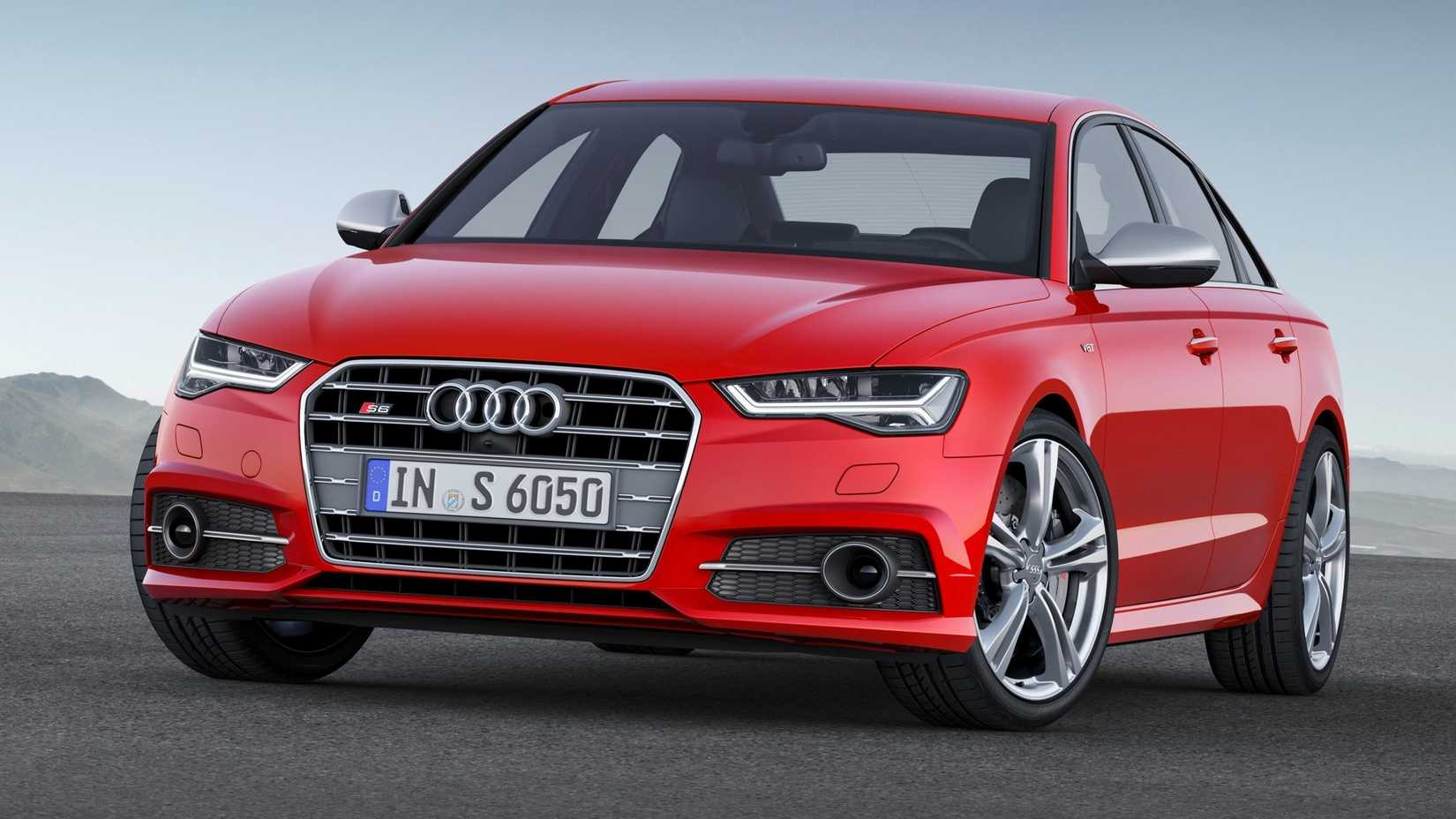 Red 2016 Audi S6