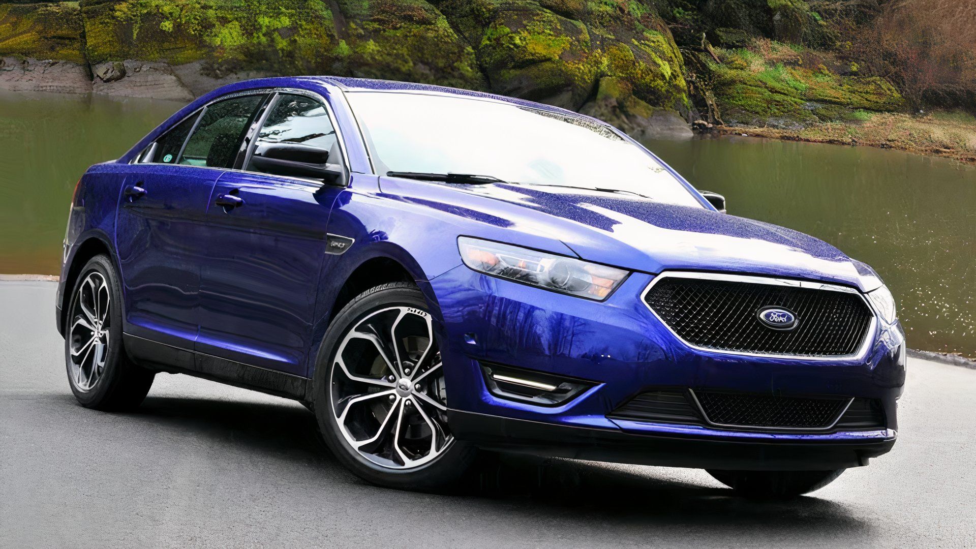 2017 Ford Taurus SHO