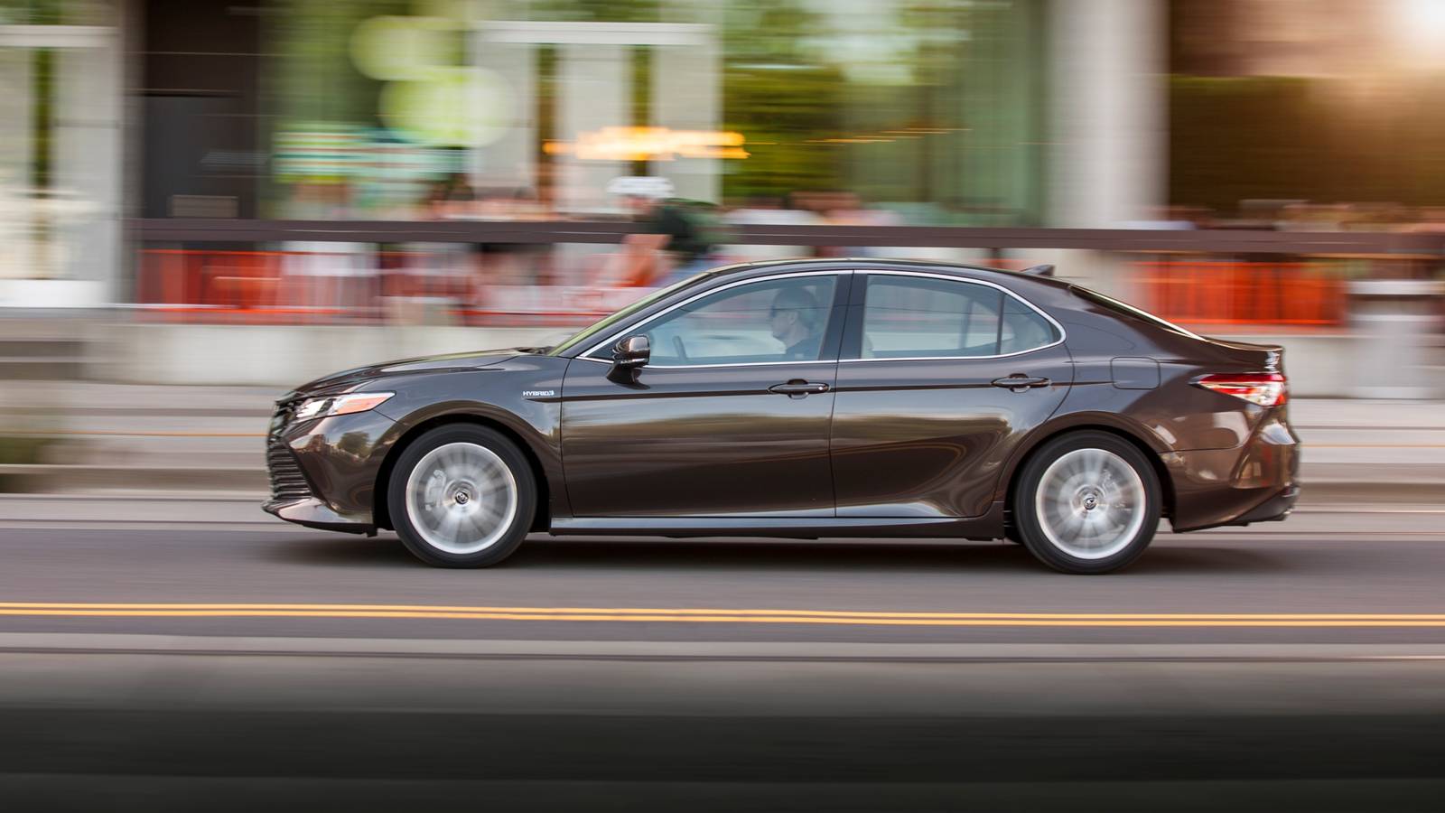 For Less Than $25,000 The 2020 Toyota Camry Hybrid Leads The Pack In Range