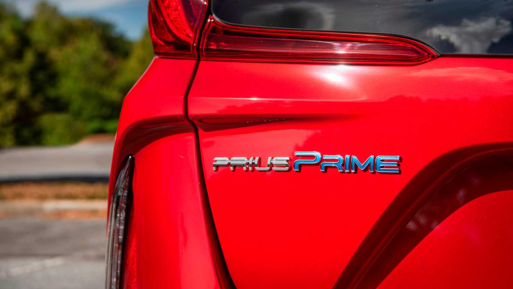 This Is The Used Plug-in Hybrid To Buy If You Have A Budget Of $20,000