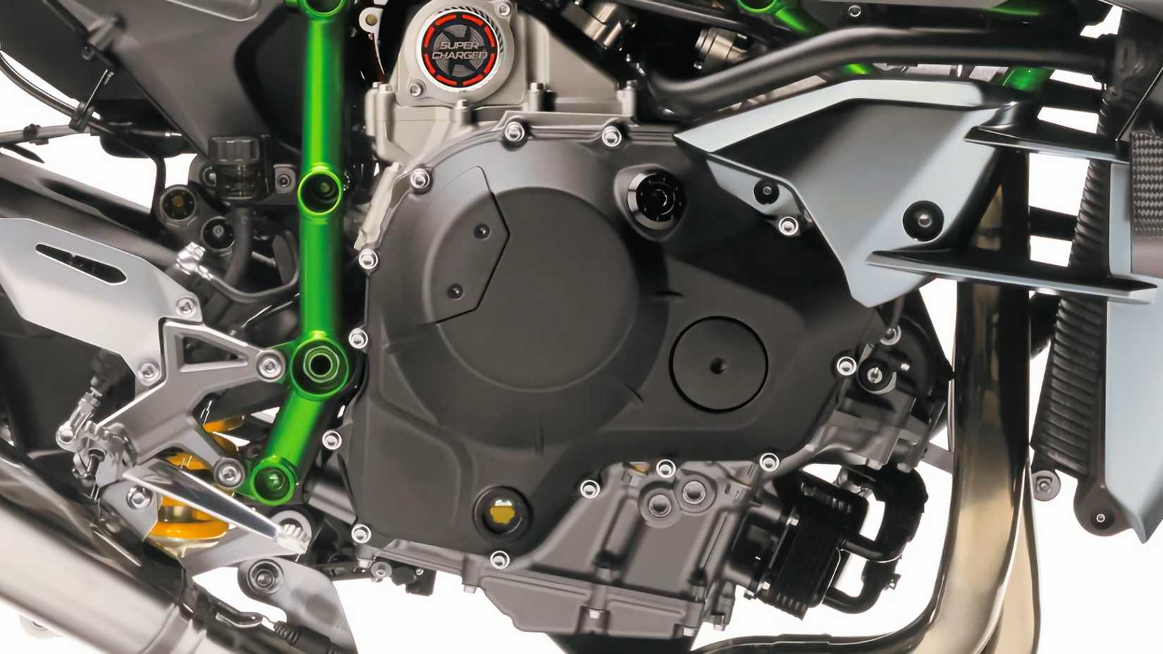 Detalhe do motor Kawasaki Ninja H2 R 2025