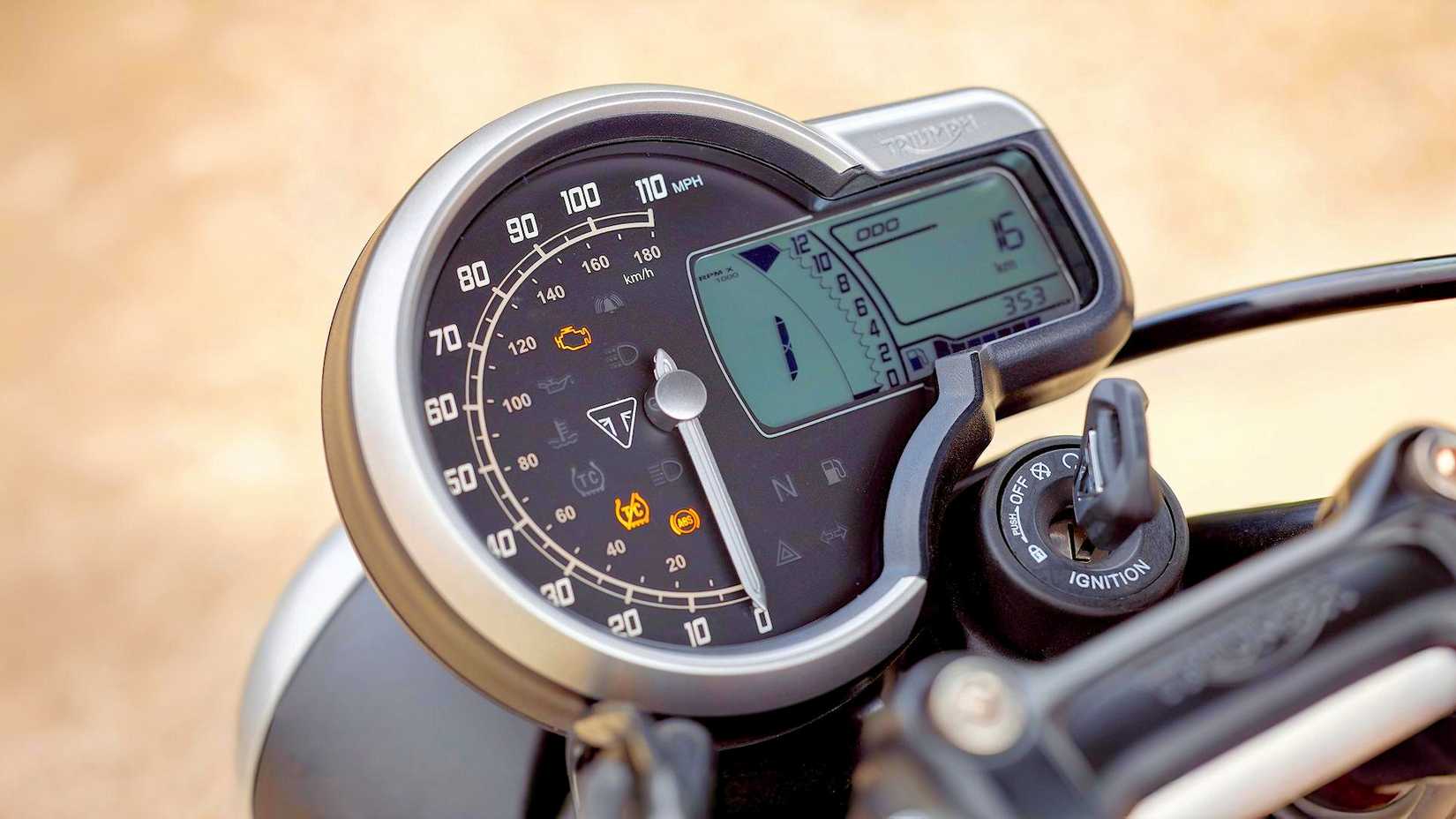 Triumph’s New Thruxton Might Be A First-Time Rider’s Dream Come True